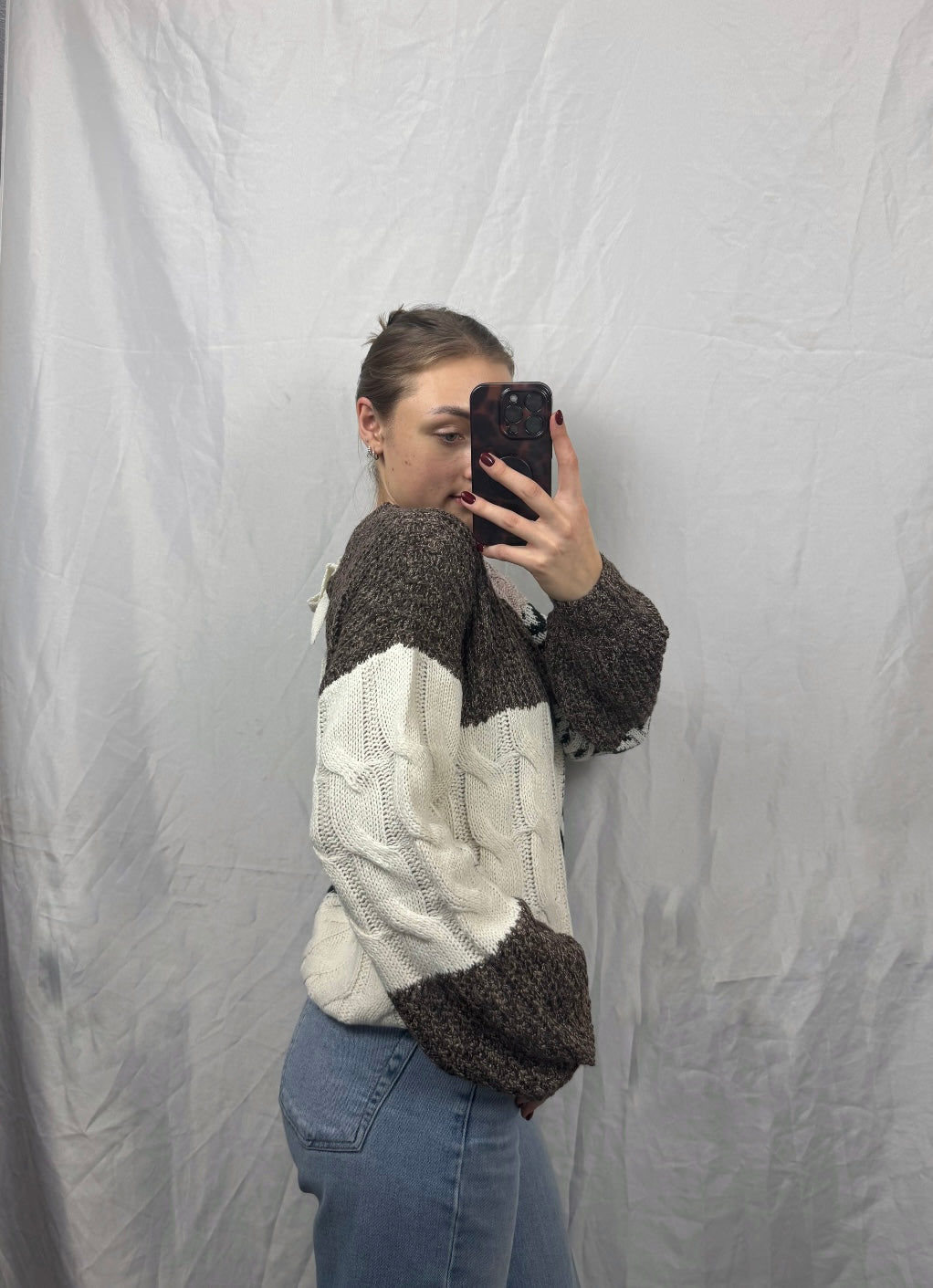 Knotted Back Colorblock Sweater