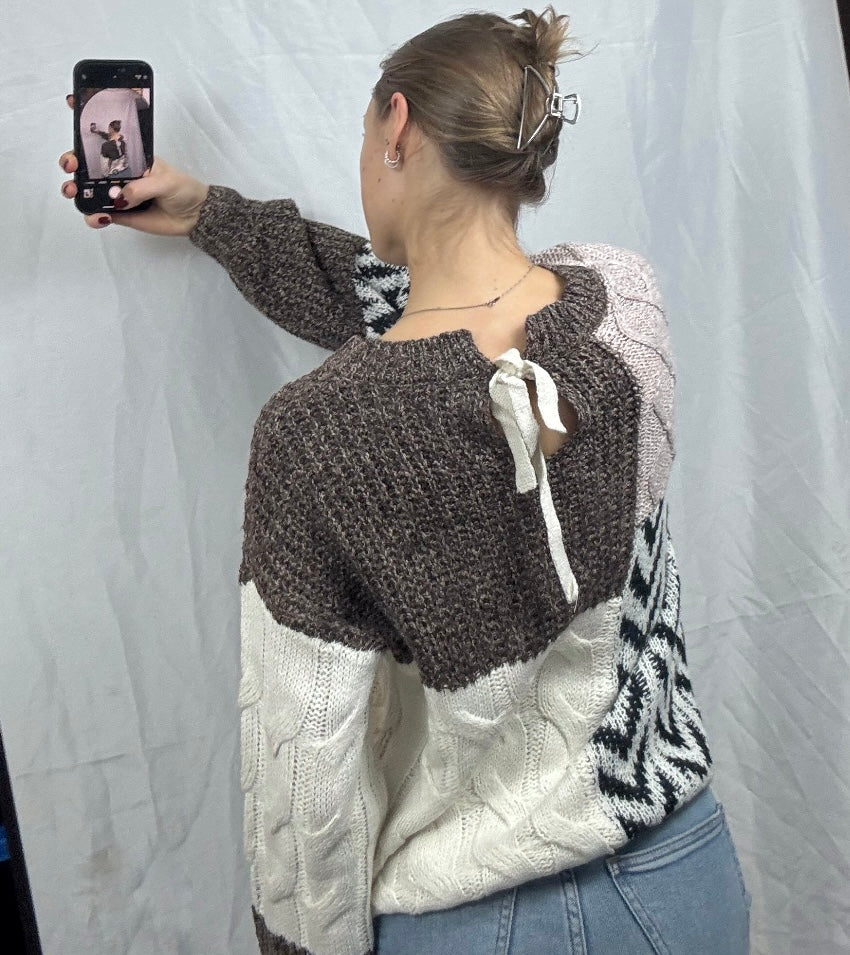 Knotted Back Colorblock Sweater